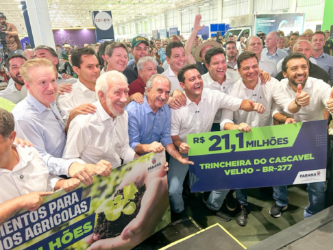 A Prefeitura de Cascavel avança na trincheira do Cascavel Velho, uma conquista histórica para a mobilidade da região - Foto: Secom