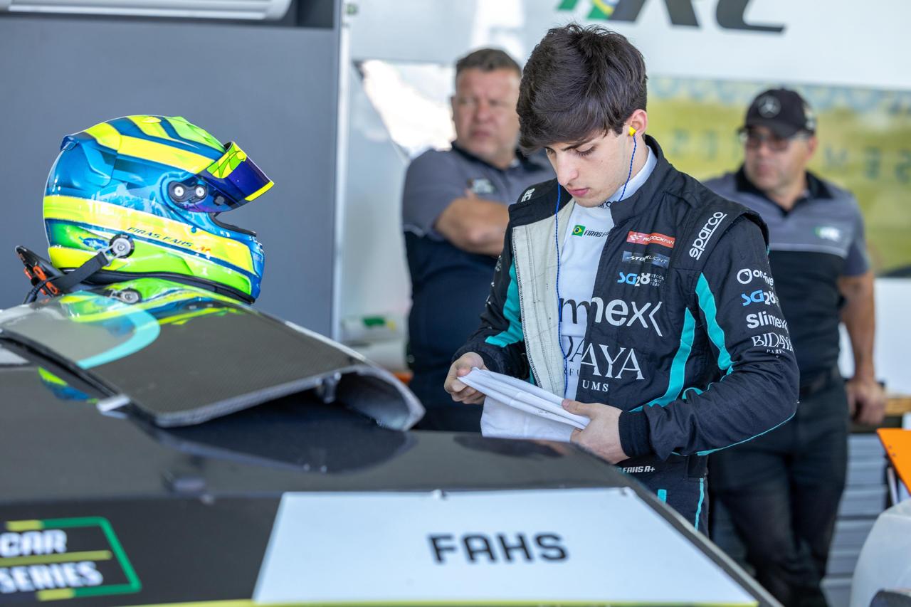 Firás Fahs tem fim de semana com altos e baixos na Nascar Brasil em Londrina - QTU Questões do Universo