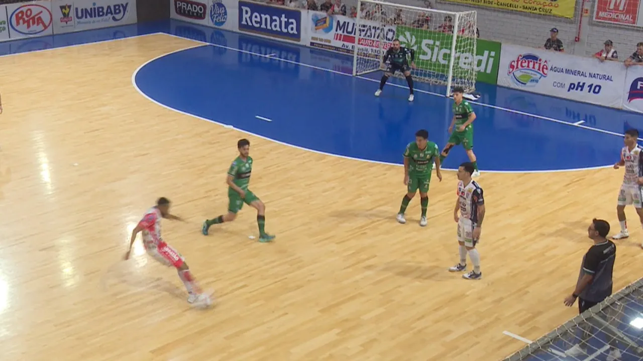 Cascavel Futsal vence o Marreco em jogo emocionante e segue firme na briga pelo topo - QTU Questões do Universo