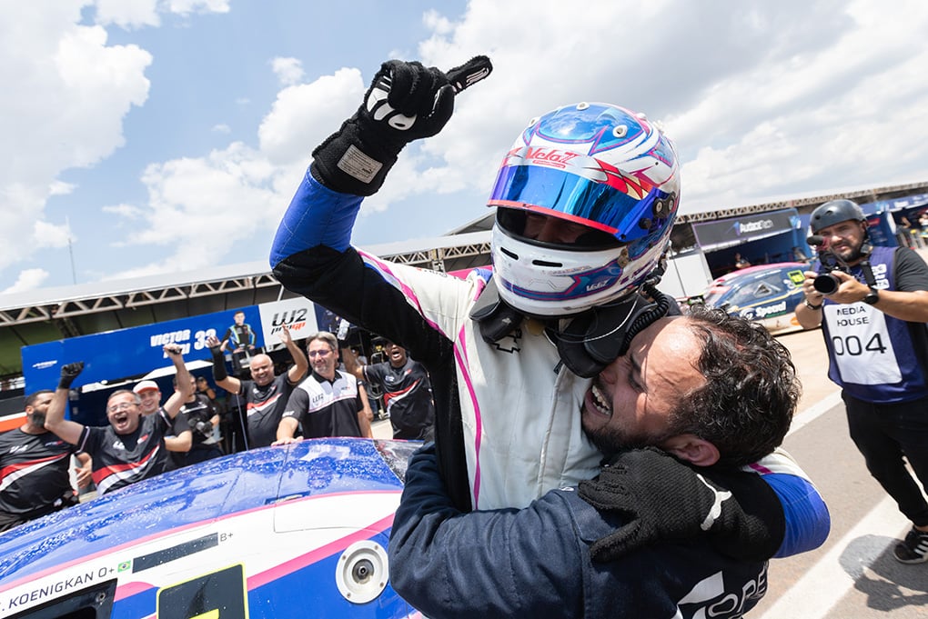 Koenigkan campeão da Stock Light