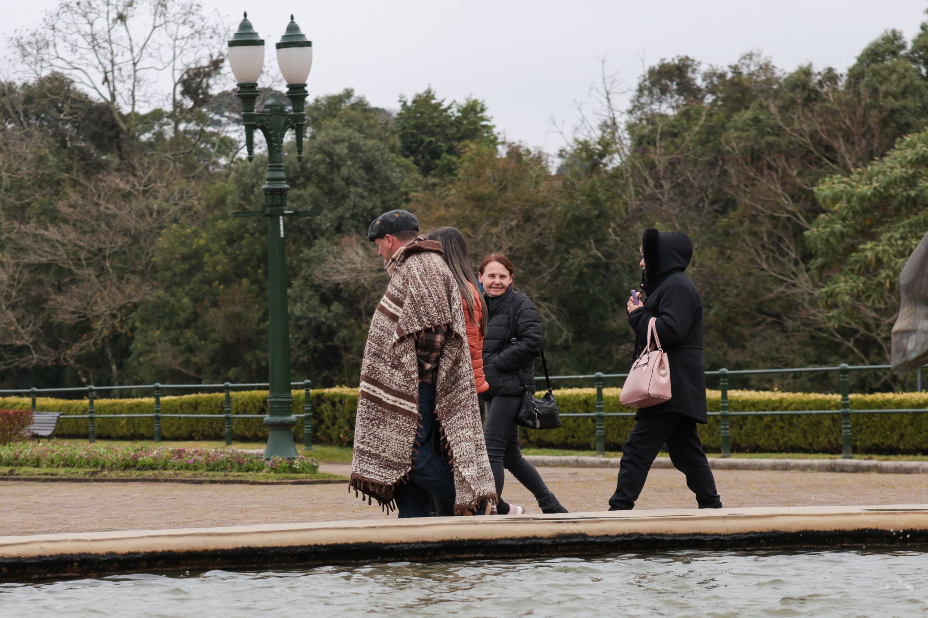 Massa de ar frio derruba temperaturas no Paraná e pode provocar geada nesta semana