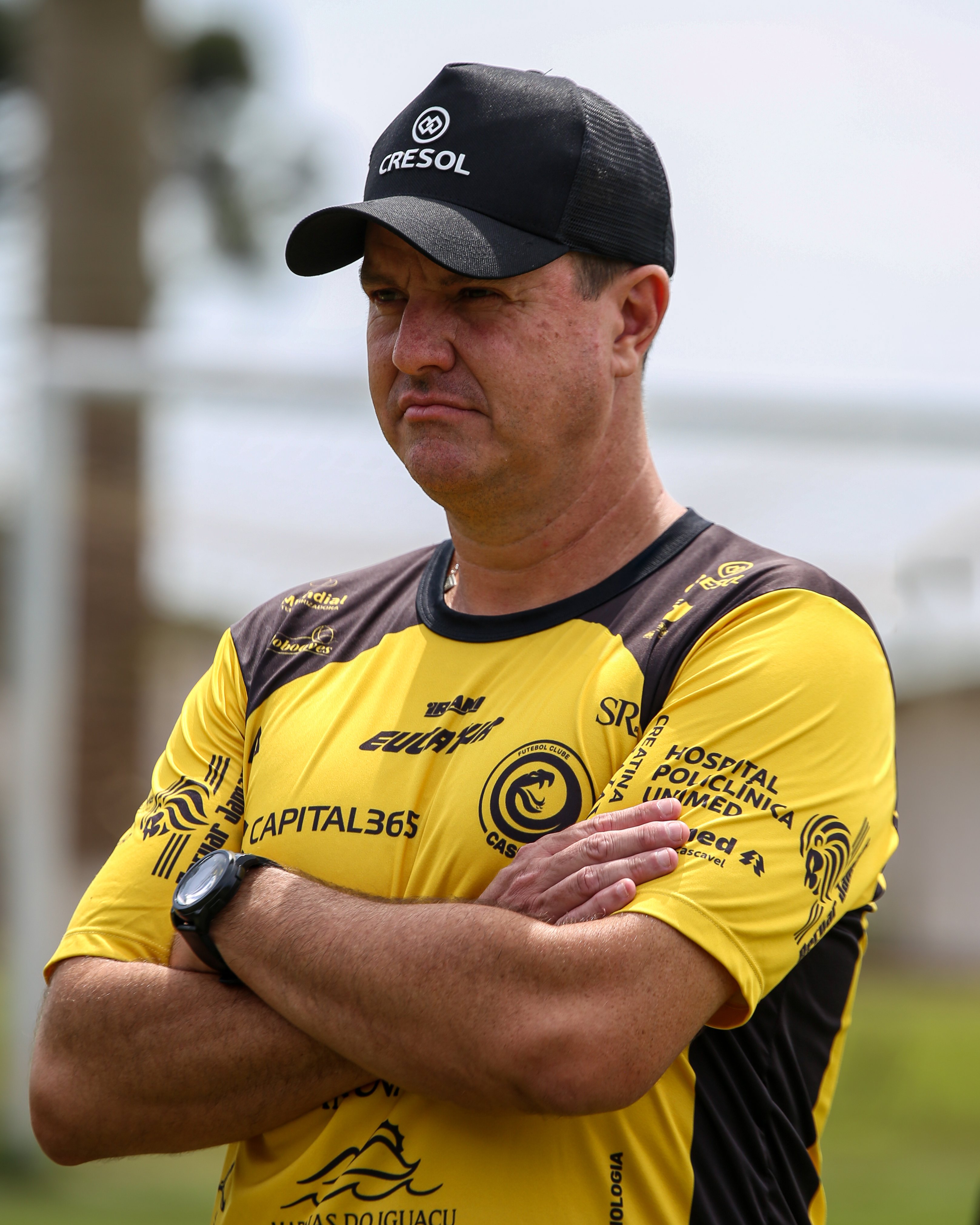César Bueno deixa o comando do FC Cascavel