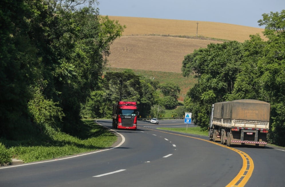 Reforma Tributária leva transportadoras da Região Oeste a alterar rotina e gestão