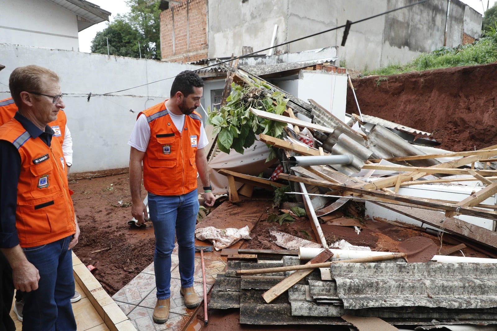 El Niño: mais um temporal deixa estragos e contabiliza 45 ocorrências em Cascavel