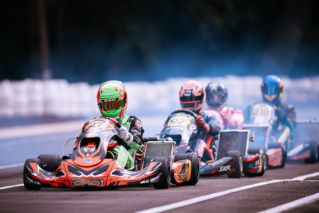 Cascavelenses têm bom desempenho no Campeonato Paranaense de Kart