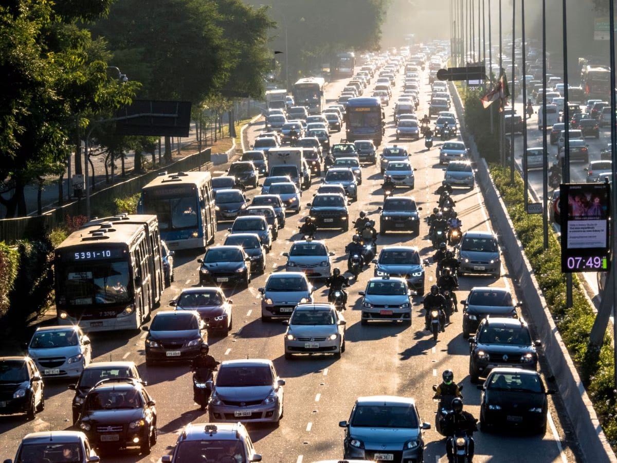 Excesso de velocidade é metade das infrações de transito no Brasil