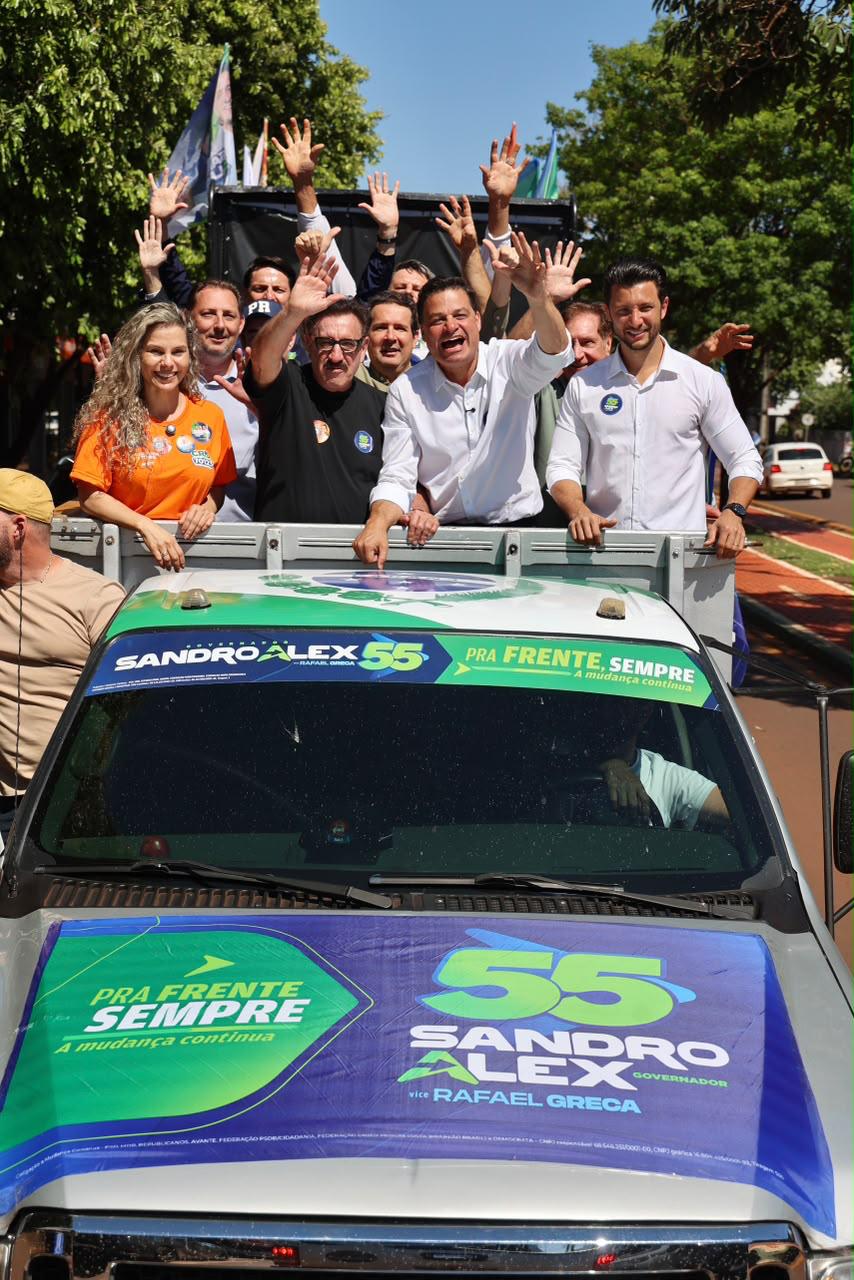 Sandro Alex percorre cidades do Oeste em carreatas junto com lideranças políticas