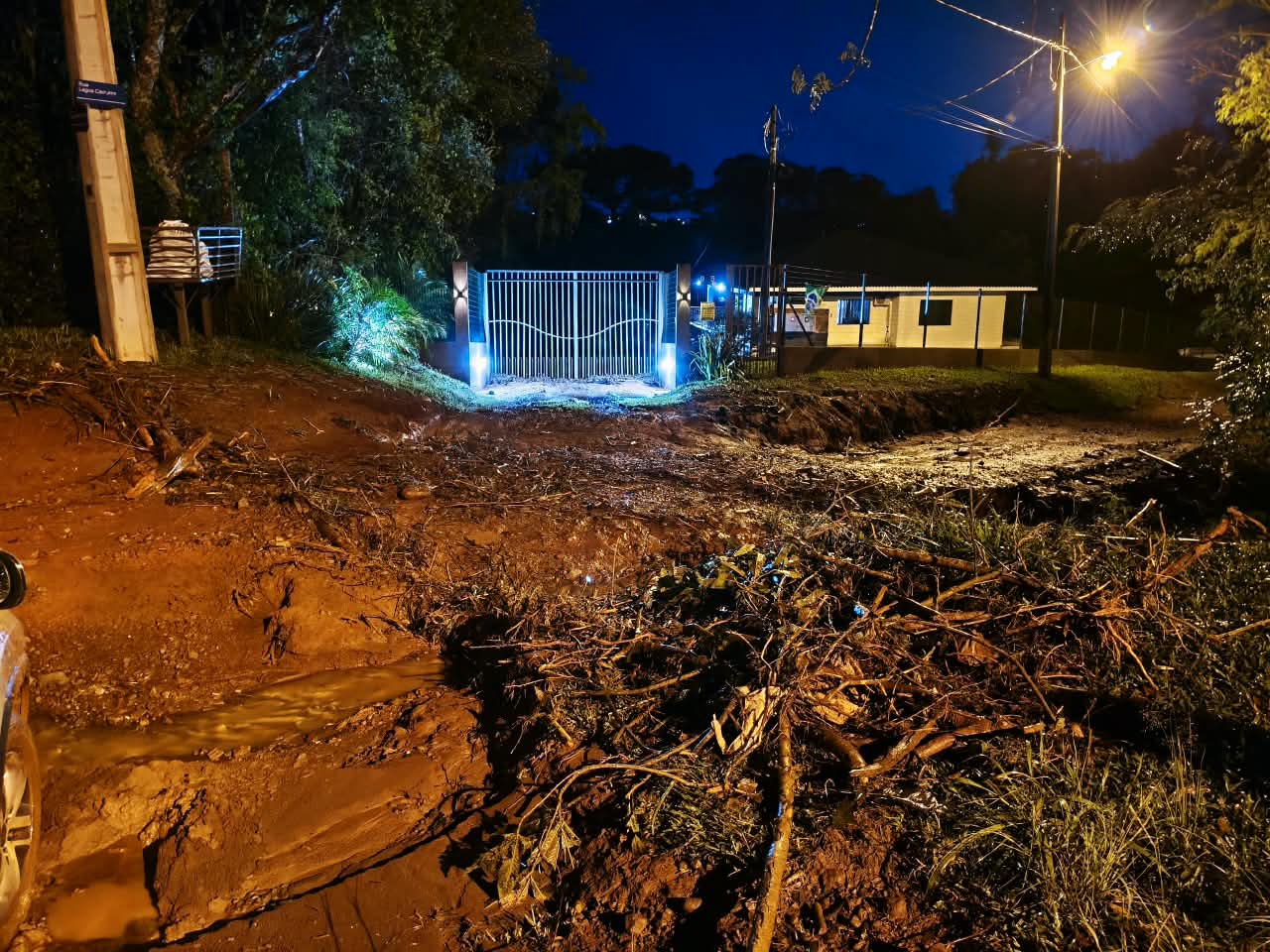Cascavel lidera números de raios no Paraná somando 1,2 mil incidências