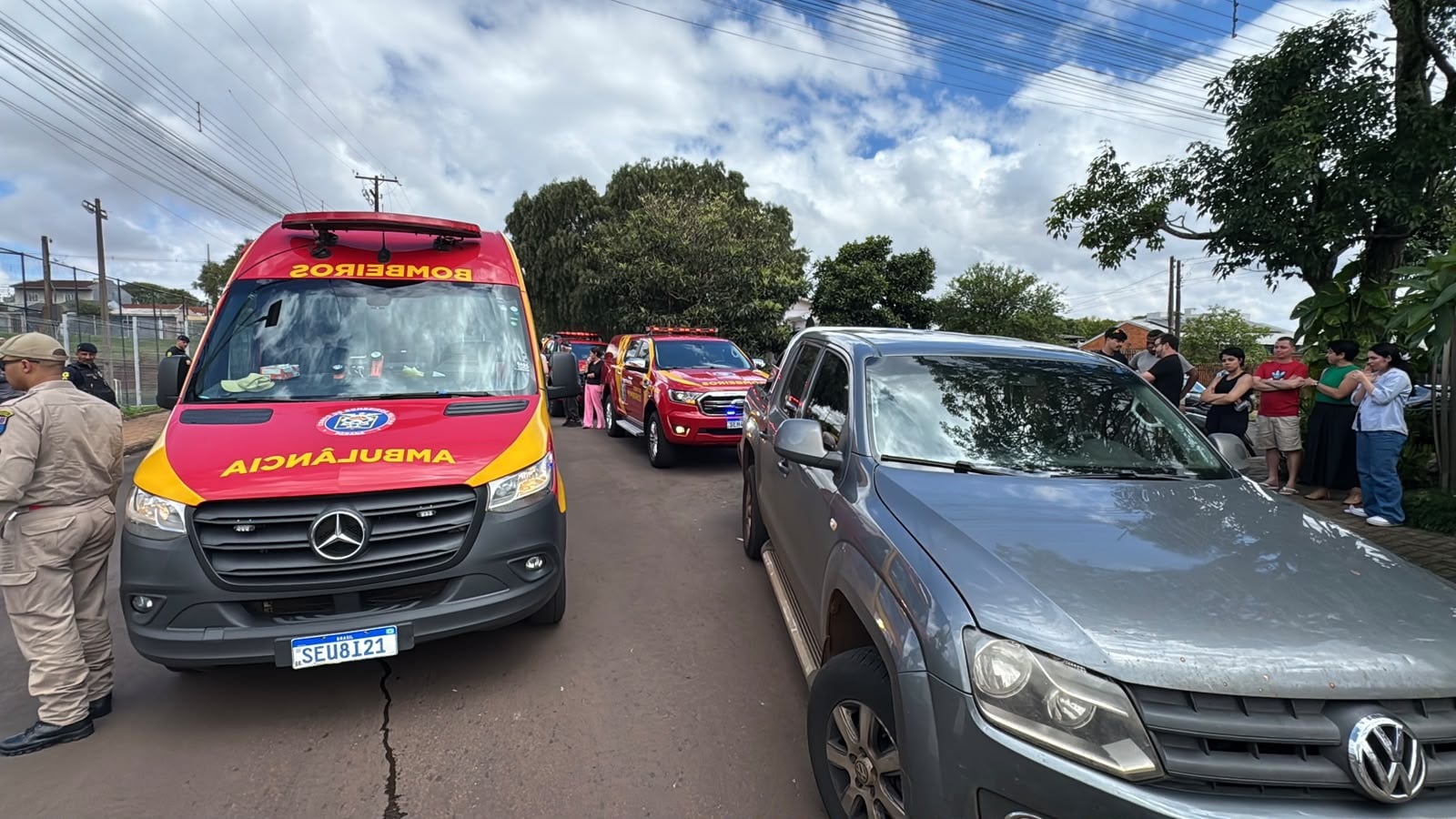 Idosa é reanimada e intubada após ser atropelada por caminhonete em Cascavel