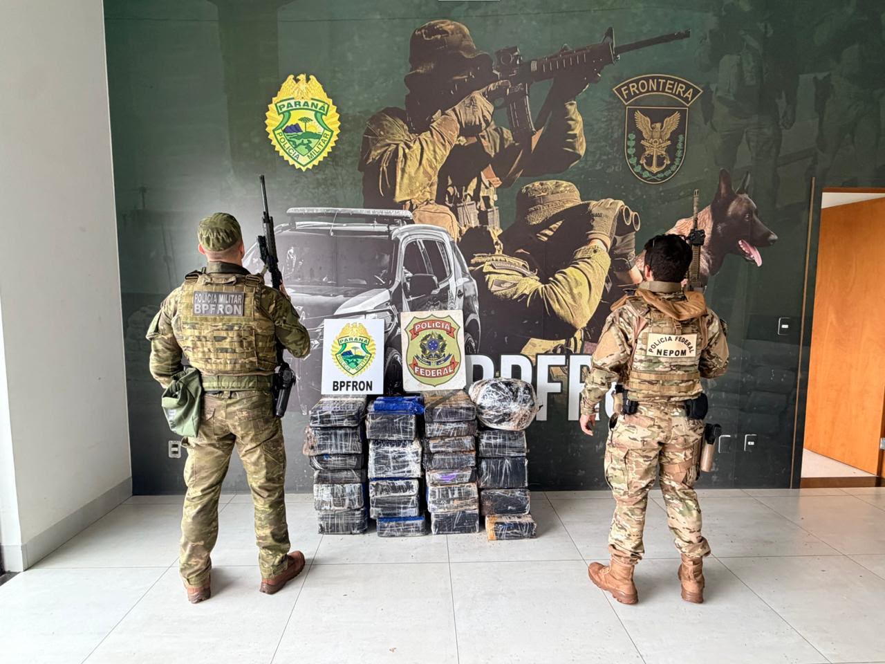 Homem é preso com 320 quilos de maconha que seriam levados para Londrina