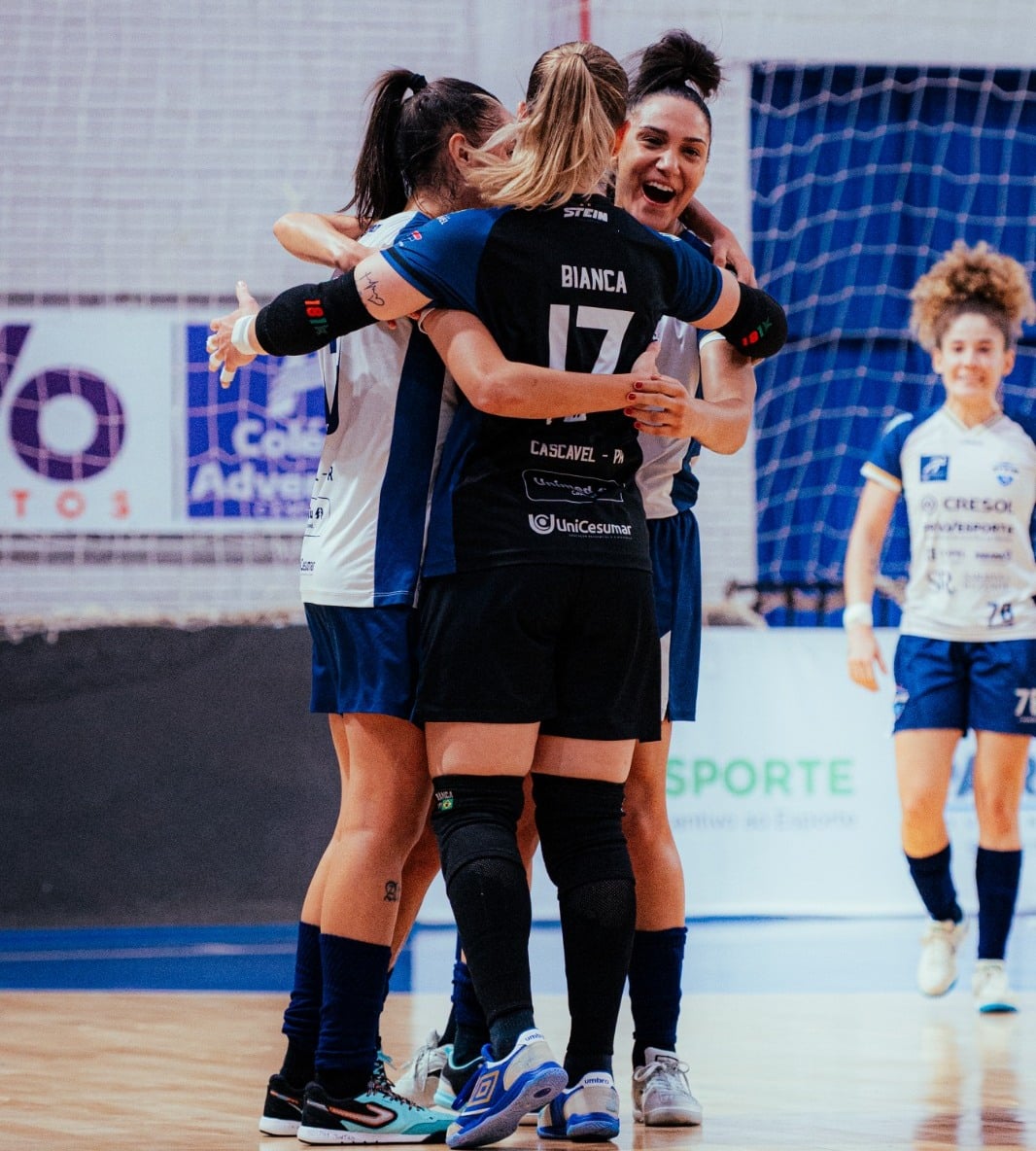Stein Cascavel encara o Londrina na semifinal do Paranaense Feminino de Futsal