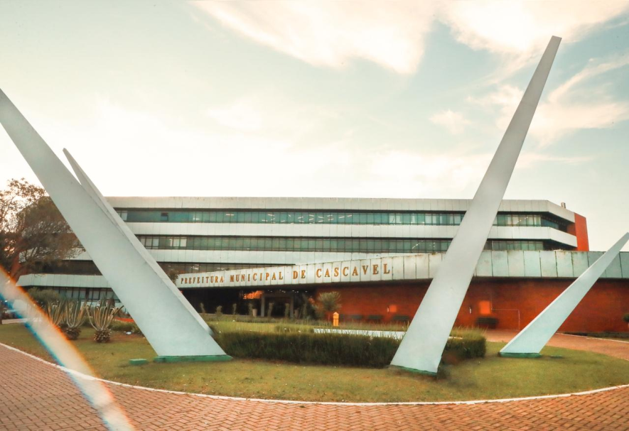 Feriado de Finados altera funcionamento dos serviços públicos em Cascavel; confira