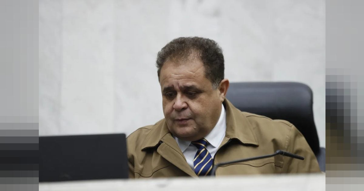 Deputado Batatinha (PSD) promove audiência pública para discutir reconhecimento da robótica competitiva como esporte no Paraná